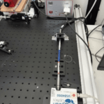 自架式穩態紫外光-可見光吸收光譜 Custom-Built Steady-State UV–Vis Absorption Spectrometer